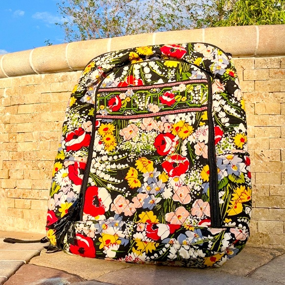 Vera Bradley Large Laptop Backpack Retired Poppy Field Floral Pattern - Picture 1 of 6